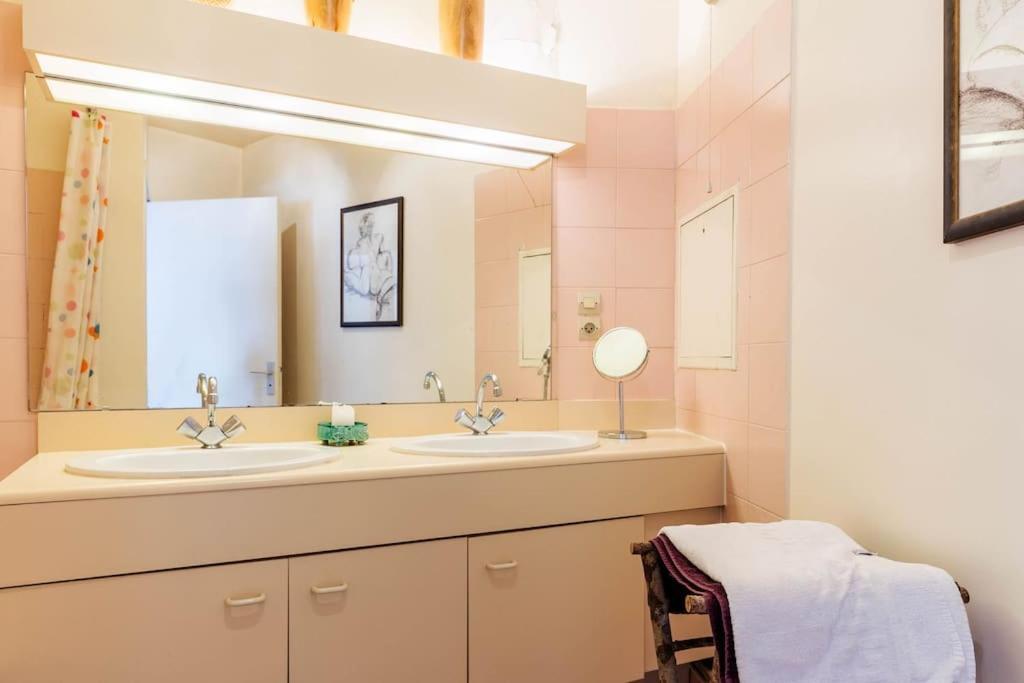 Charmant 3P. Calme, Spacieux Et Lumineux. 90 M2 Apartment Paris Luaran gambar